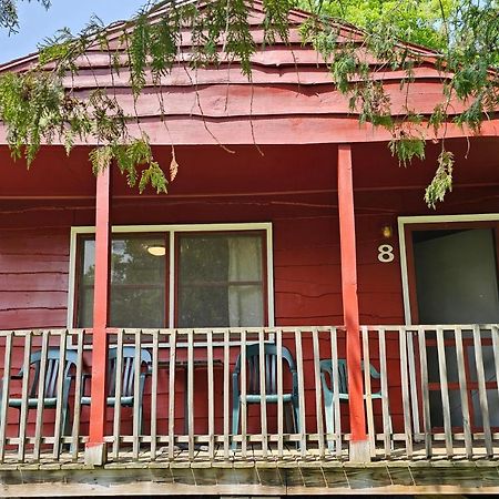 The Gold Eagle Villa Lake George Exterior photo