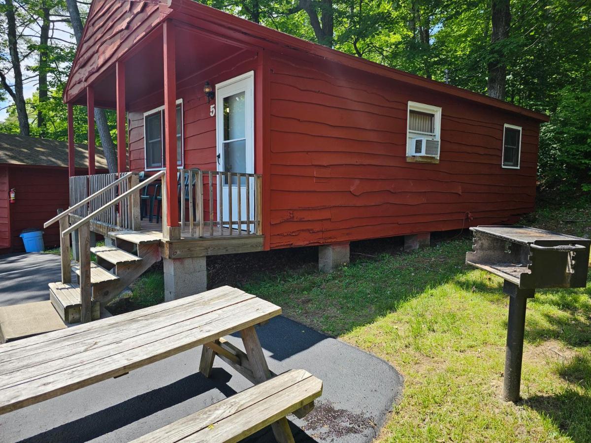 The Gold Eagle Villa Lake George Exterior photo