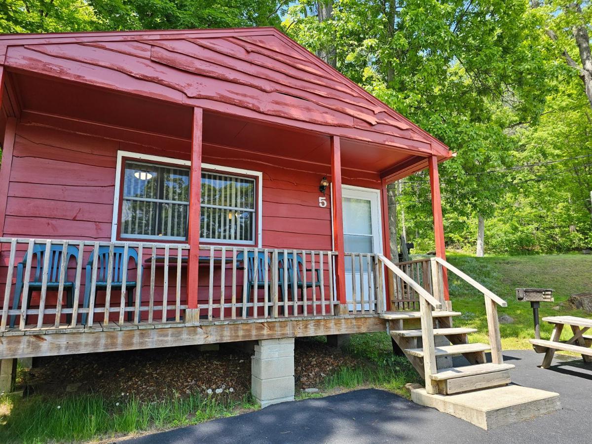 The Gold Eagle Villa Lake George Exterior photo
