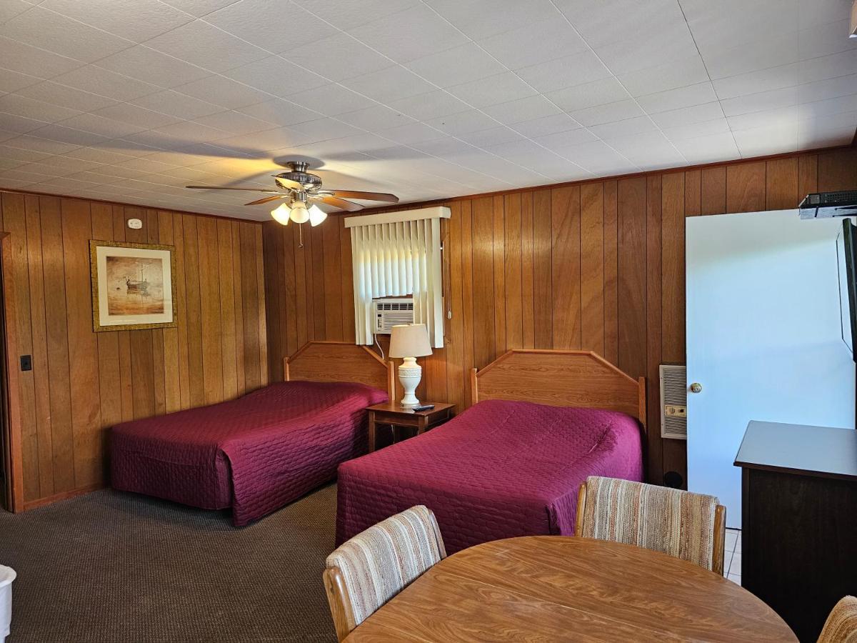 The Gold Eagle Villa Lake George Exterior photo